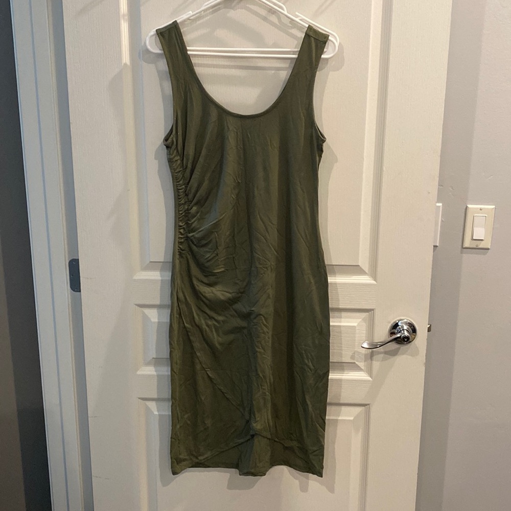 Harlow & Rose side ruching midi dress